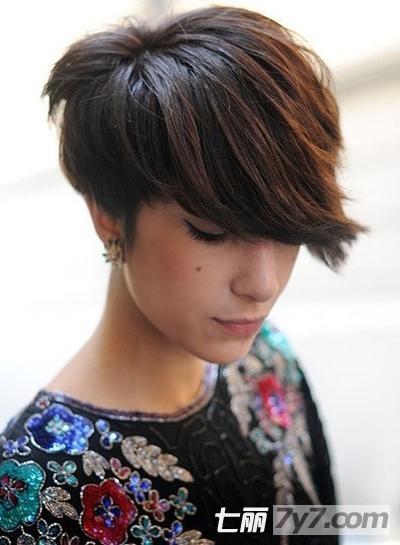 少女欧美短发发型视频,时尚短发新潮流