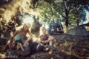 欧美女丛林野营视频