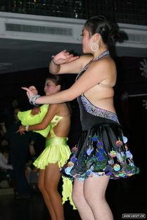 欧美丰满拉丁舞视频,激情四溢的视觉盛宴