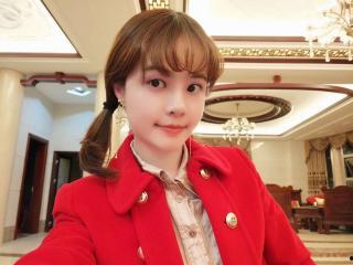 电影解说欧美辣妹视频,性感魅力一触即发！